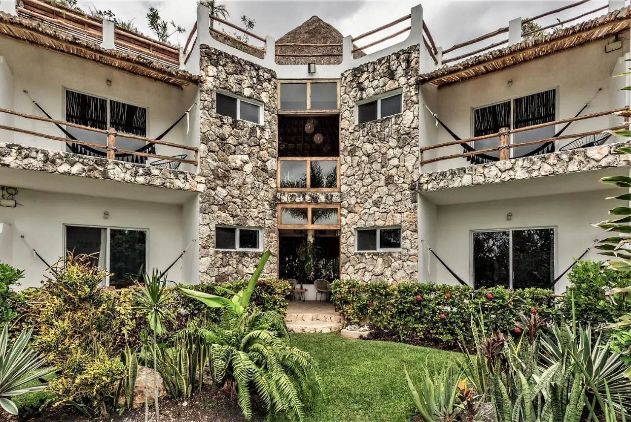 **  Hotel Aires Bacalar Mexiko